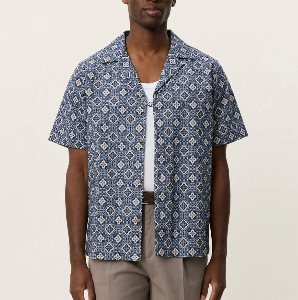 Les Deux Lukas Arabesque Short-Sleeve Shirt