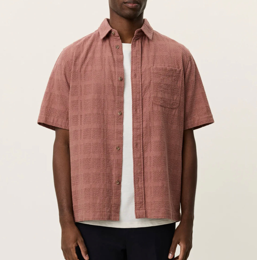 Les Deux Charlie Short-Sleeve Shirt