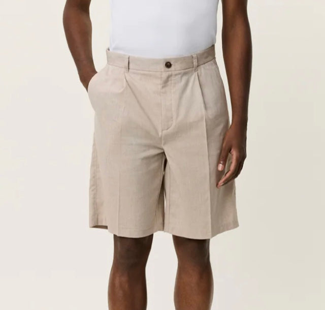 Les Deux Reece Pleated Slub Shorts