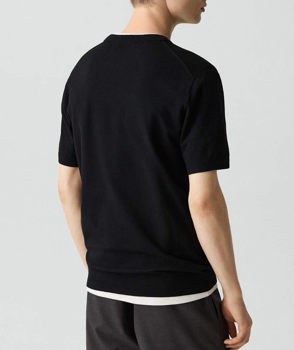 Theory Soris Tee in Light Bilen