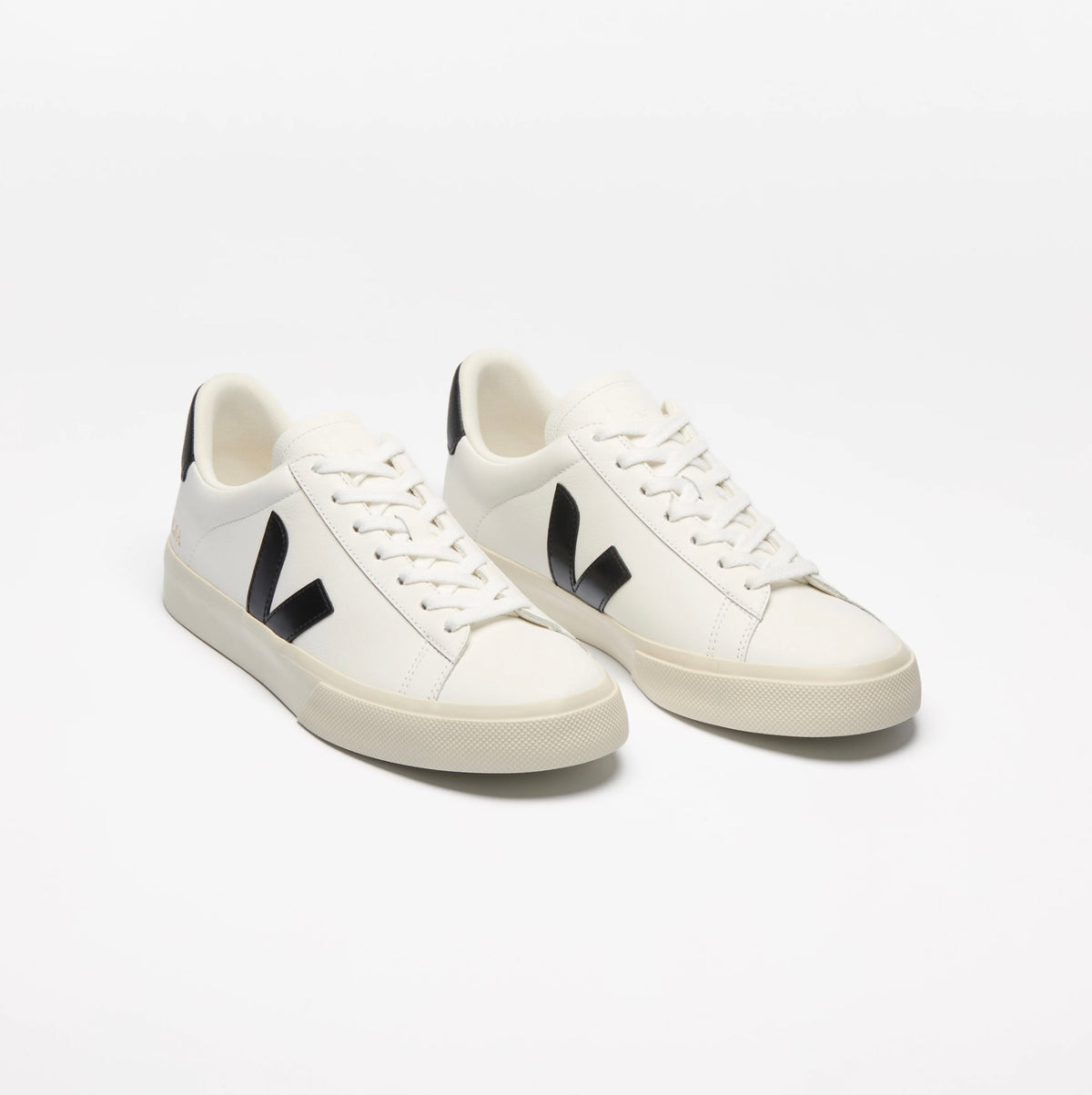 Veja Extra - Black