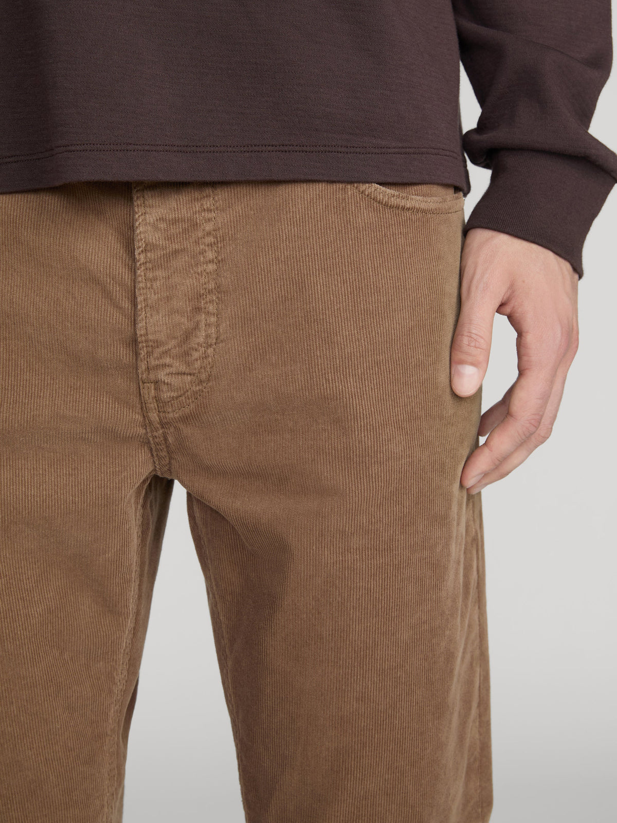 Frame Modern Straight Corduroy