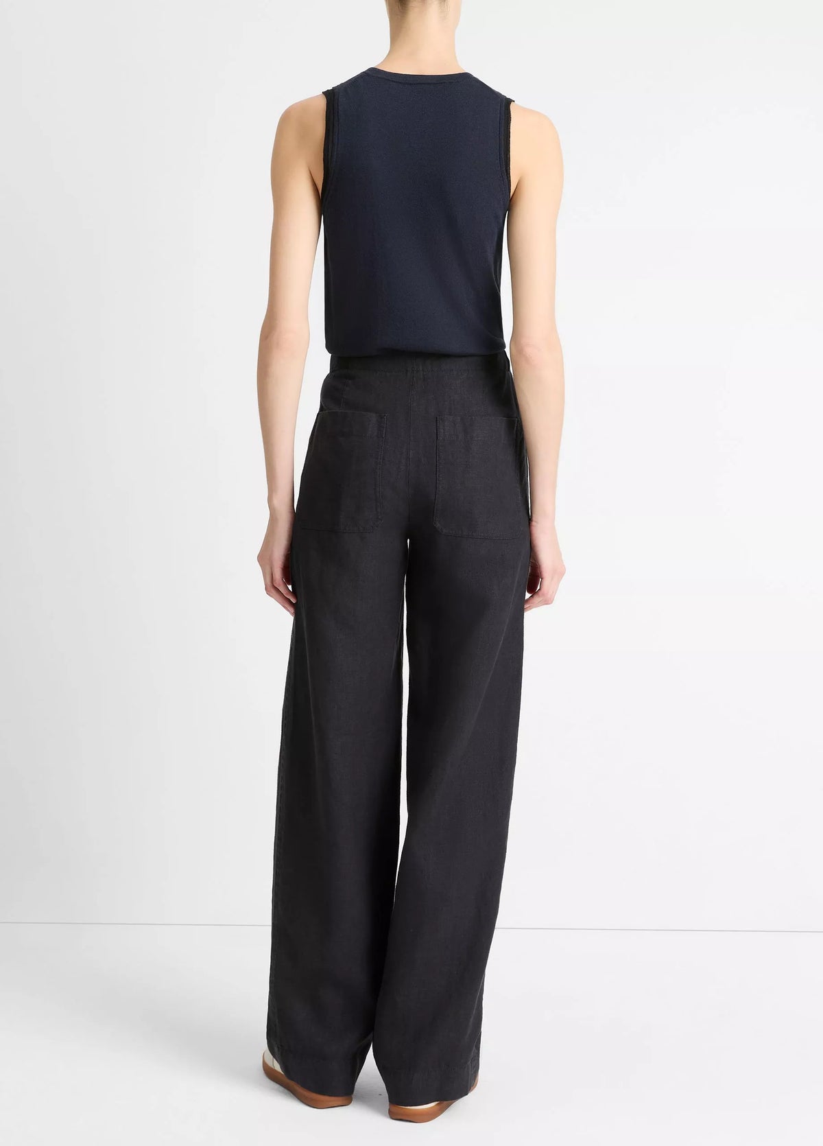 Vince Hemp Low-Rise Utility Pant