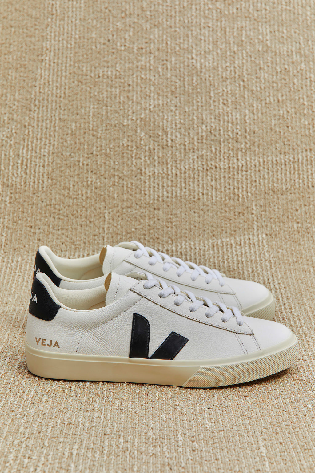 Veja Campo Leather Extra White