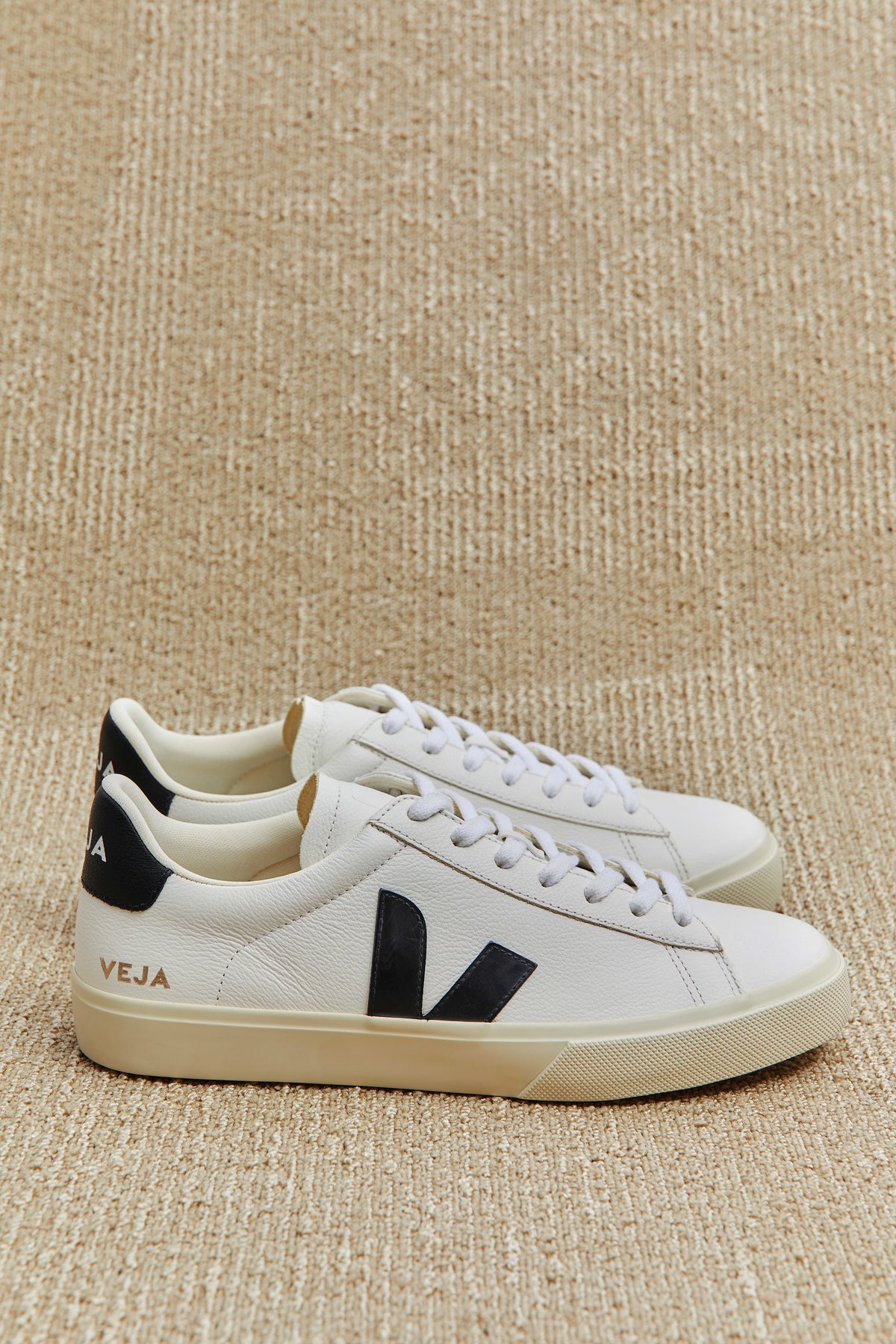 Veja Campo Leather Extra White
