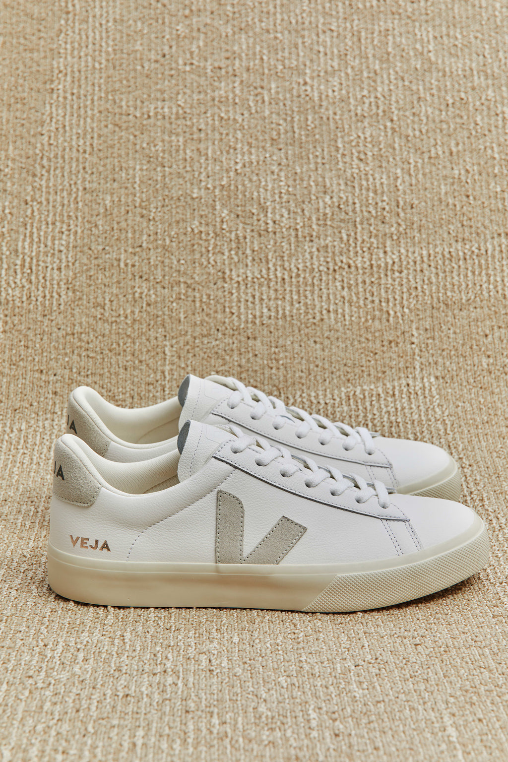 Veja Campo Leather Extra White