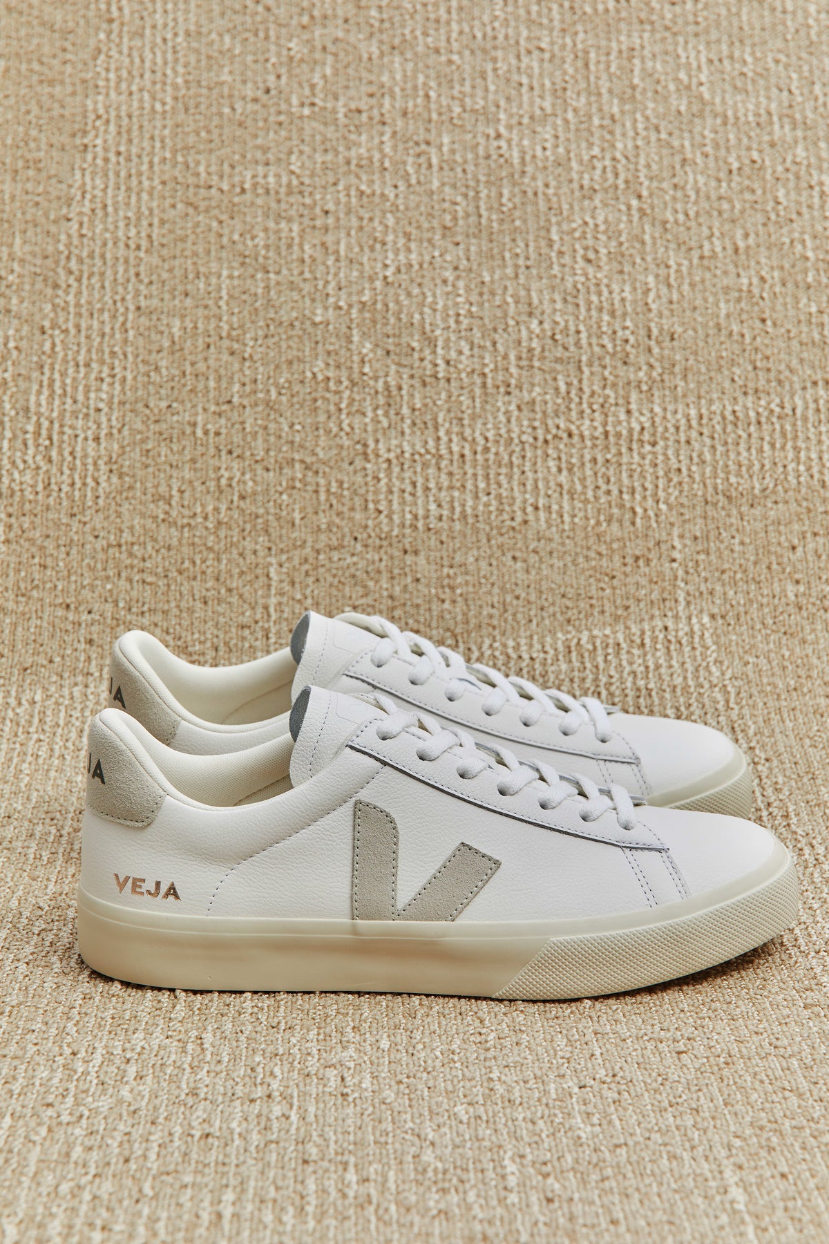 Veja Campo Leather Extra White