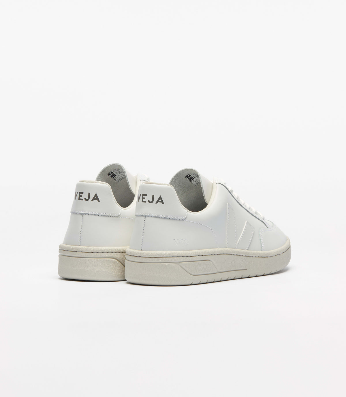 Veja V-12 Leather